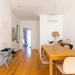 Comfy 3 Bedroom Campo De Ourique * Lisboa