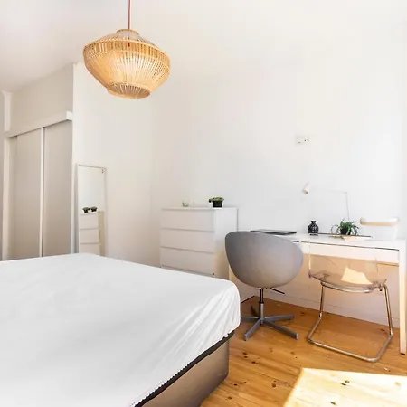 Appartamento Comfy 3 Bedroom Campo De Ourique *