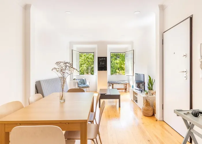 Comfy 3 Bedroom Campo De Ourique Lisboa
