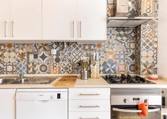 Comfy 3 Bedroom Campo De Ourique شقة Lisboa