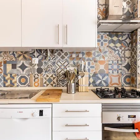 Comfy 3 Bedroom Campo De Ourique Apartman Lisboa